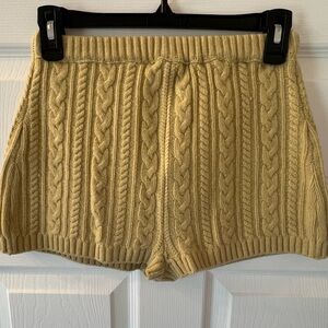 Sea NY Women’s Wool Shorts, Yellow color, sample size 4